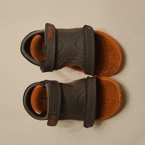 TEVA Kids Psyclone Orange Gray Sandal - Size 7 Toddler